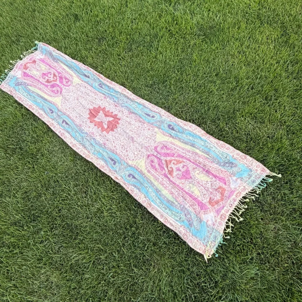 B+ Collection Eighteen Pink Paisley Scarf Rayon Blend Fringe Wrap 21x72